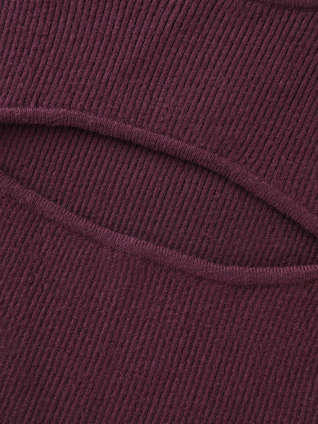 Round Neck Chest Cut Out Fitted Pullover