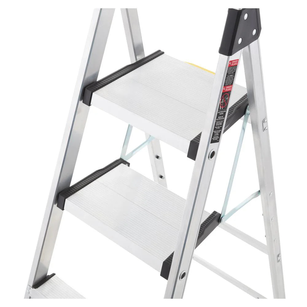 Gorilla Ladders Removable Dual Platform Heavy Duty Ladder with Project Bucket, 5.5 Ft, Aluminum, Multicolor