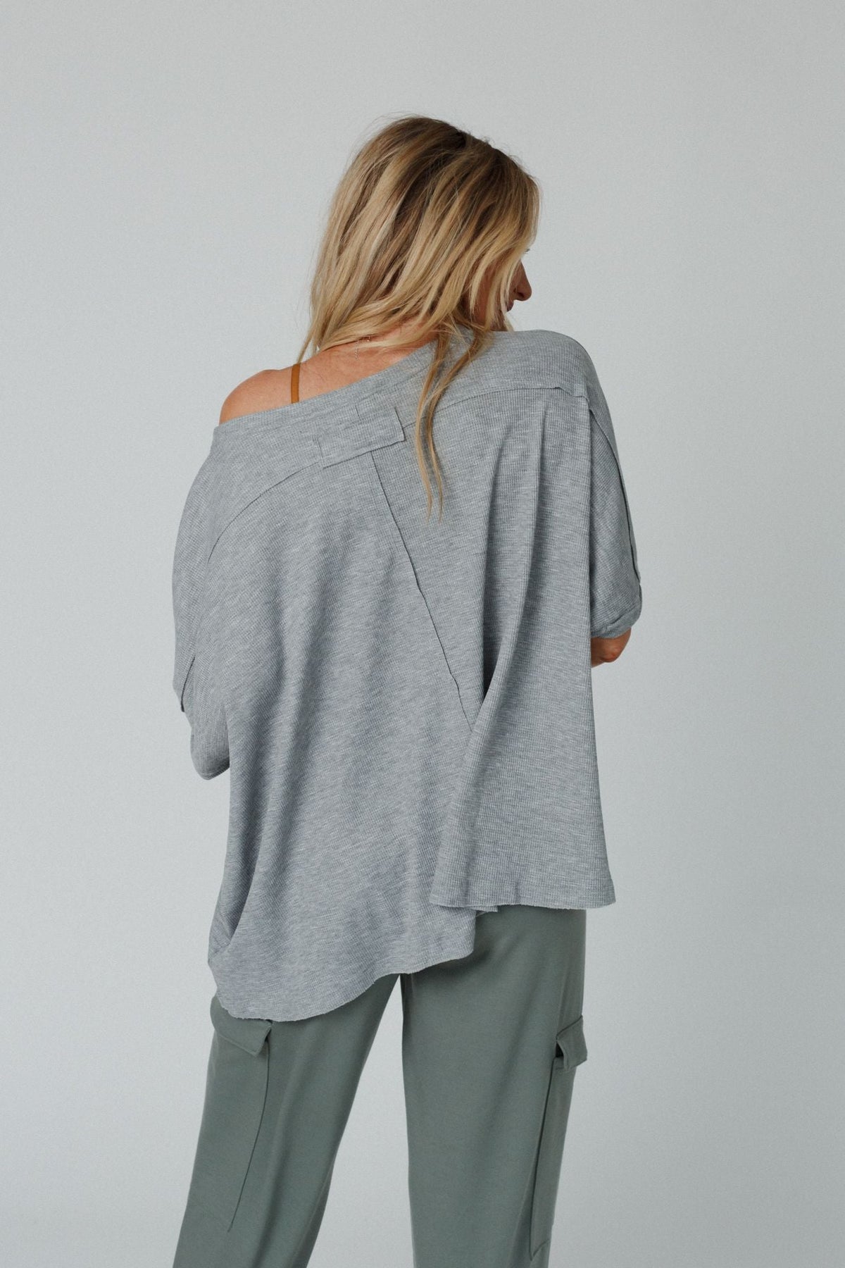 The Nest Kelsie Dolman Top- Heather Gray