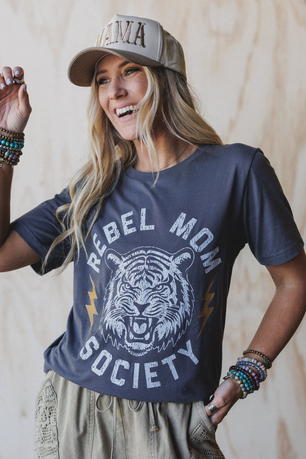 The Nest Rebel Mom Society Tee - Charcoal