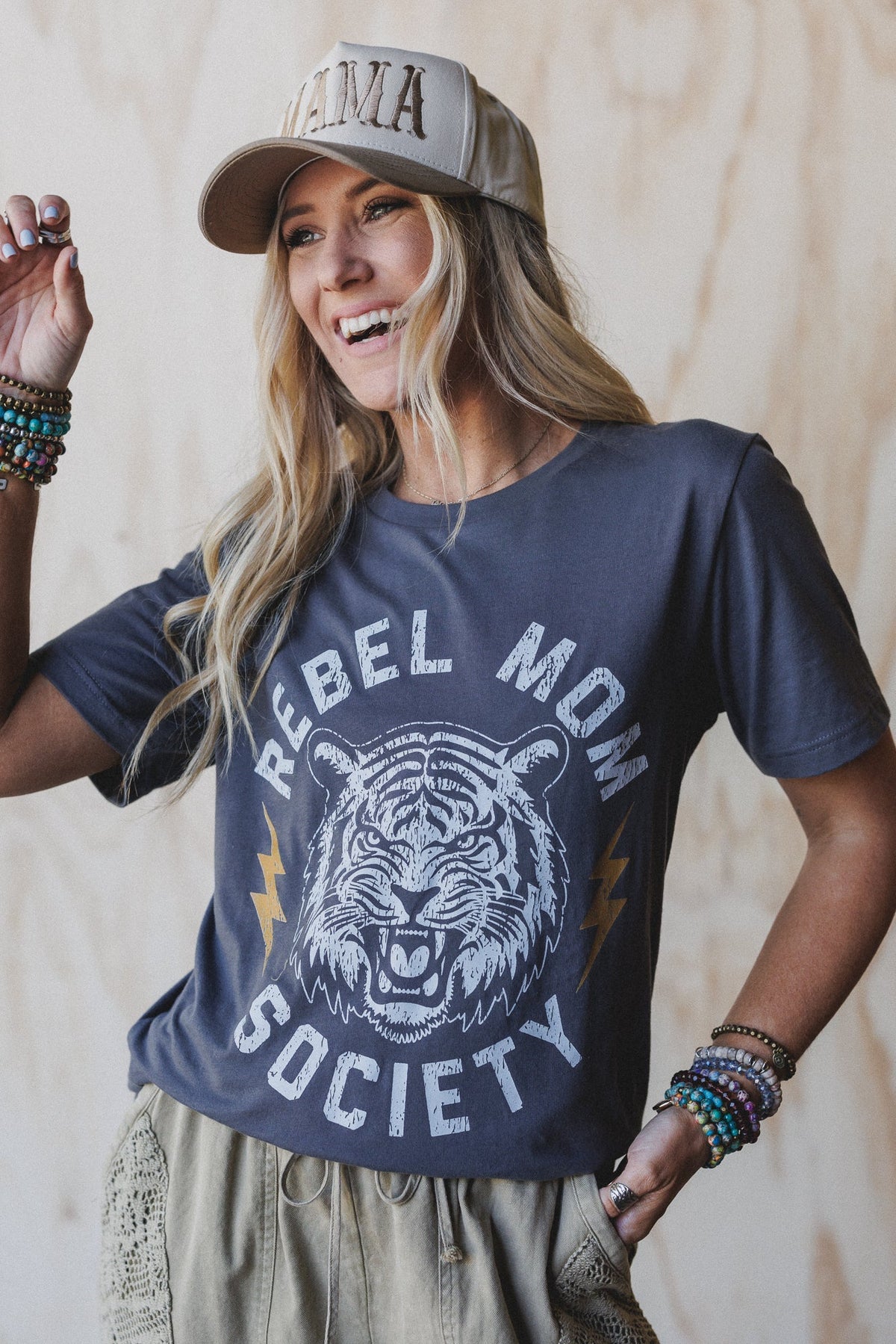 The Nest Rebel Mom Society Tee - Charcoal