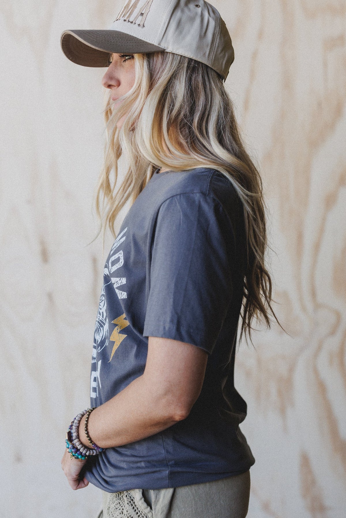 The Nest Rebel Mom Society Tee - Charcoal