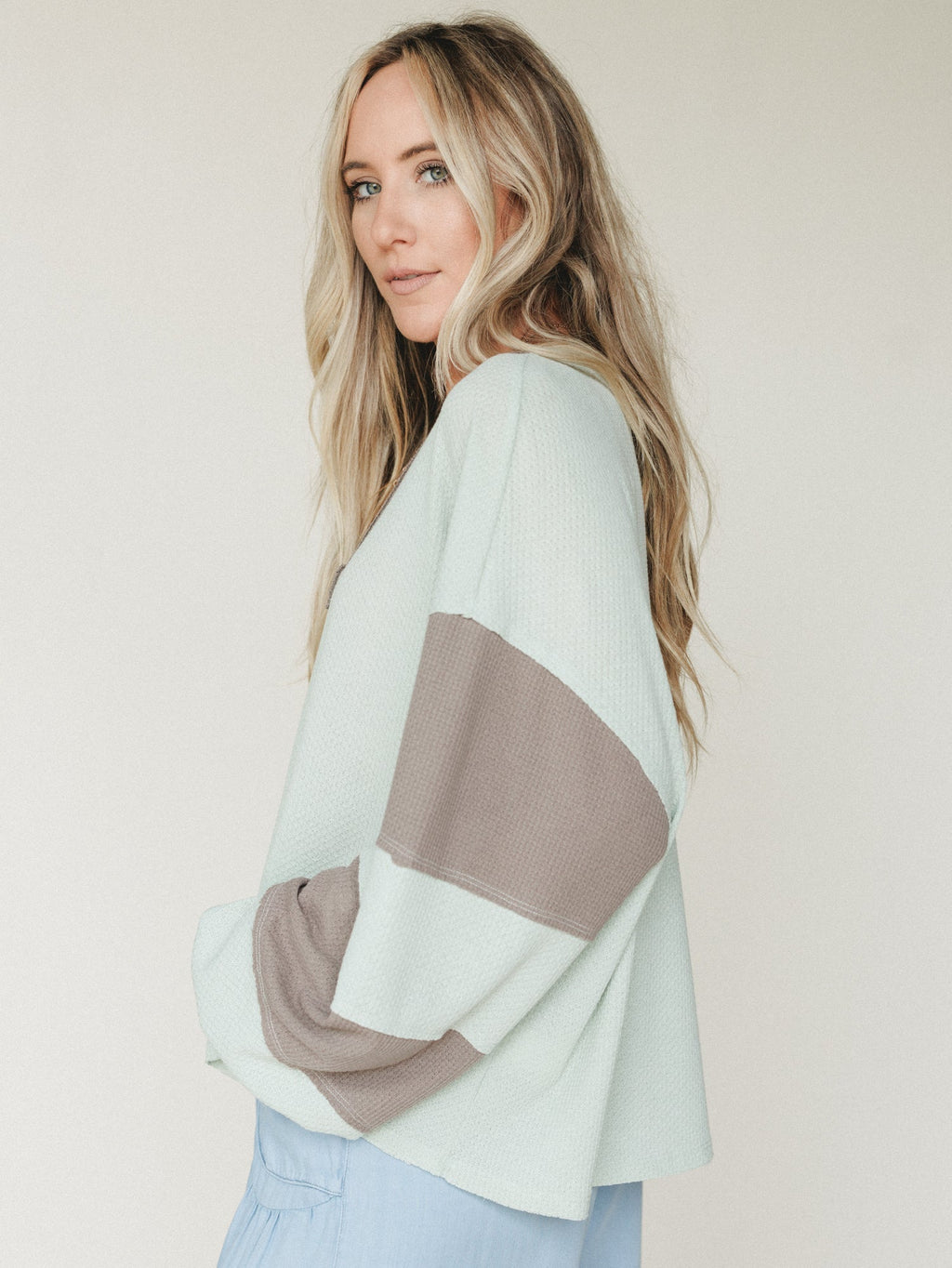 The Nest Elena Long Sleeve Top - Green Ash Mocha