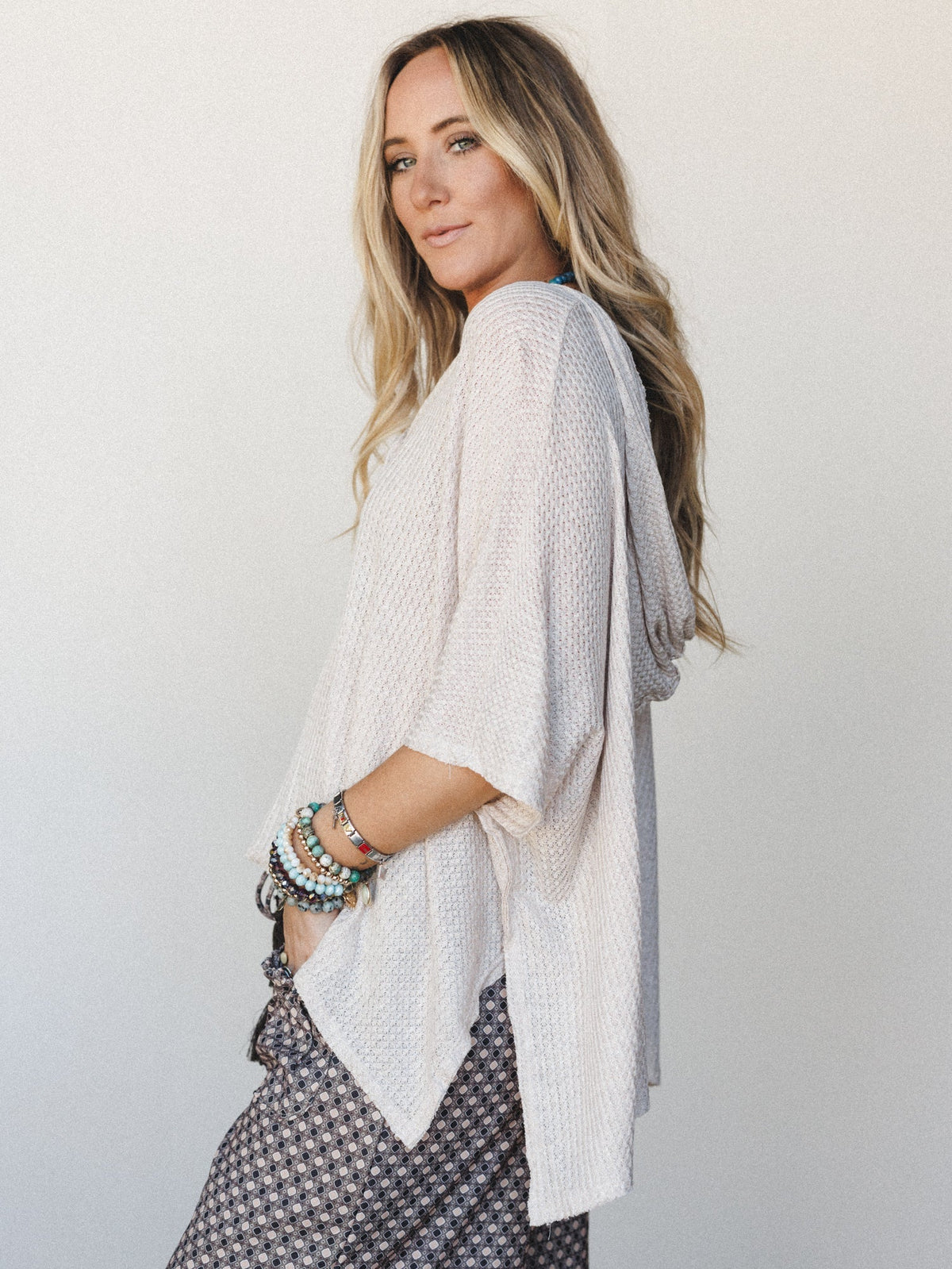 The Nest Raquel Hooded Poncho - Oatmeal