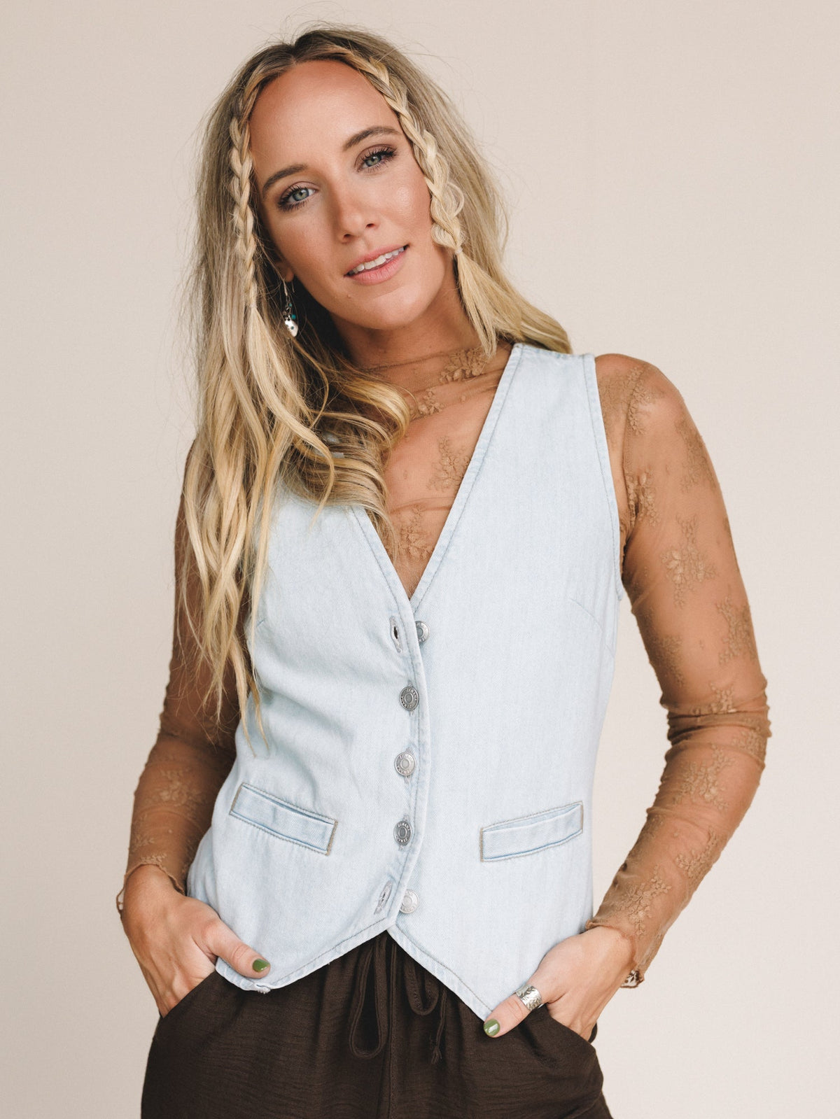 To The Top Denim Vest - Light Wash